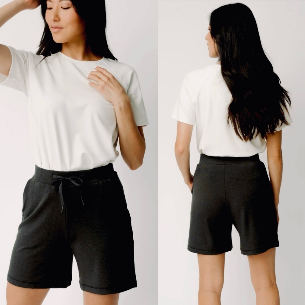 Cozy Earth Women's Brushed Bamboo 6” Mid-Length Lounge PJ Shorts Black Small NEW